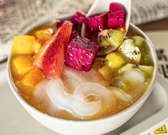 Mix Fruit & Bean Curd 鮮雜果豆腐花